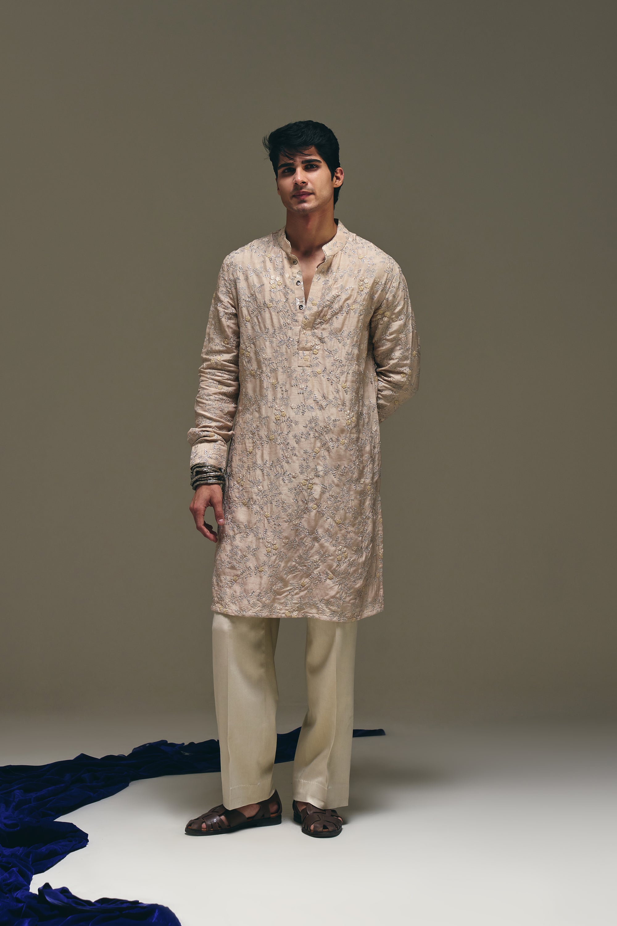Camellia Jaal Kurta